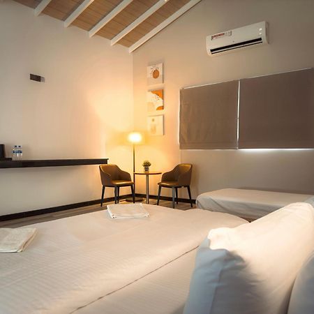 Airport Green Olive Villa Катунаяка Екстер'єр фото